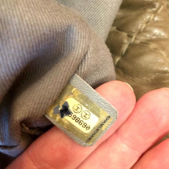 Authentic JUMBO Chanel Iridescent Tote - Picture 12 of 12